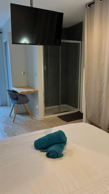 Studio Piscine Partagee Parking Securise Saint-Yrieix-sur-Charente Bagian luar foto